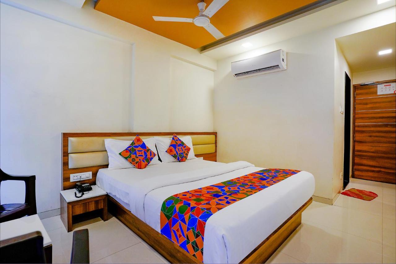 Fabhotel Ramjis Residency Nászik Kültér fotó